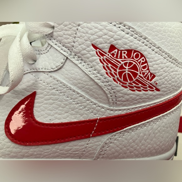 Nike Air Jordan 1 Mid White University Red Sneakers - Brand New Shoes - Picture 13 of 13